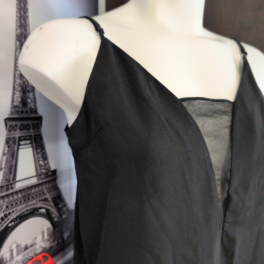 Dynamite Elegant Black Blouse - Picture 4 of 8